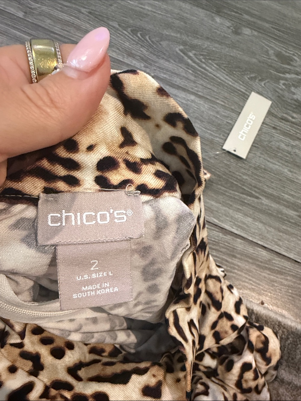 Chico’s Leopard Print Sleeveless Mock Neck Top in Tan, Cream, Black - Picture 8 of 8